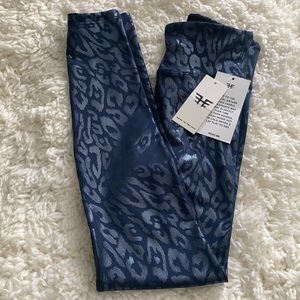 Heroine Sport Navy Cheetah Leggings